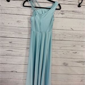 Pre-owned. "No Brand" woman's prom dress